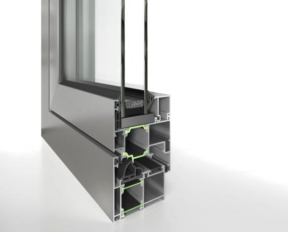 Secțiune transversală printr-un profil de aluminiu Etem E45, pentru fereastră și ușă.